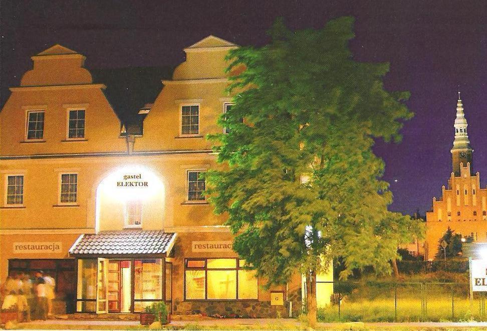 Hotel E-Lektor Morąg Extérieur photo